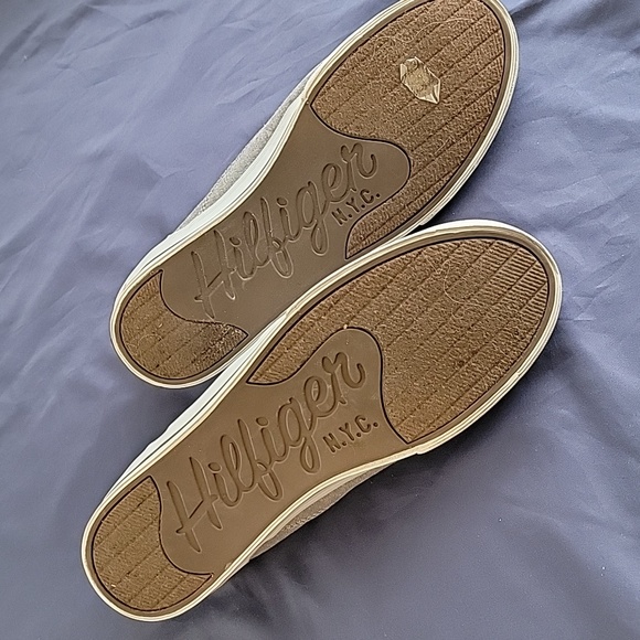 Tommy Hilfiger Grey Canvas Sneakers - Picture 6 of 7